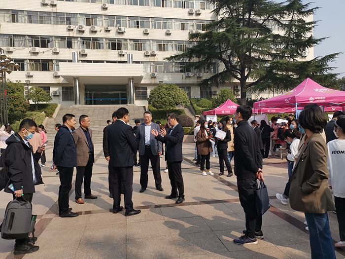 色综合久久久久无码专区
