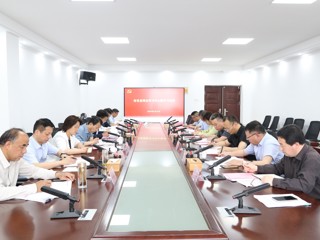 【学习教育】校党委理论学习中心组开展深入贯彻中央八项规定精神学习研讨